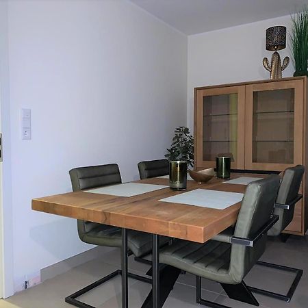 Landblick 1 - Luxusferienwohnung Fuer 4 Personen Norddeich  Extérieur photo